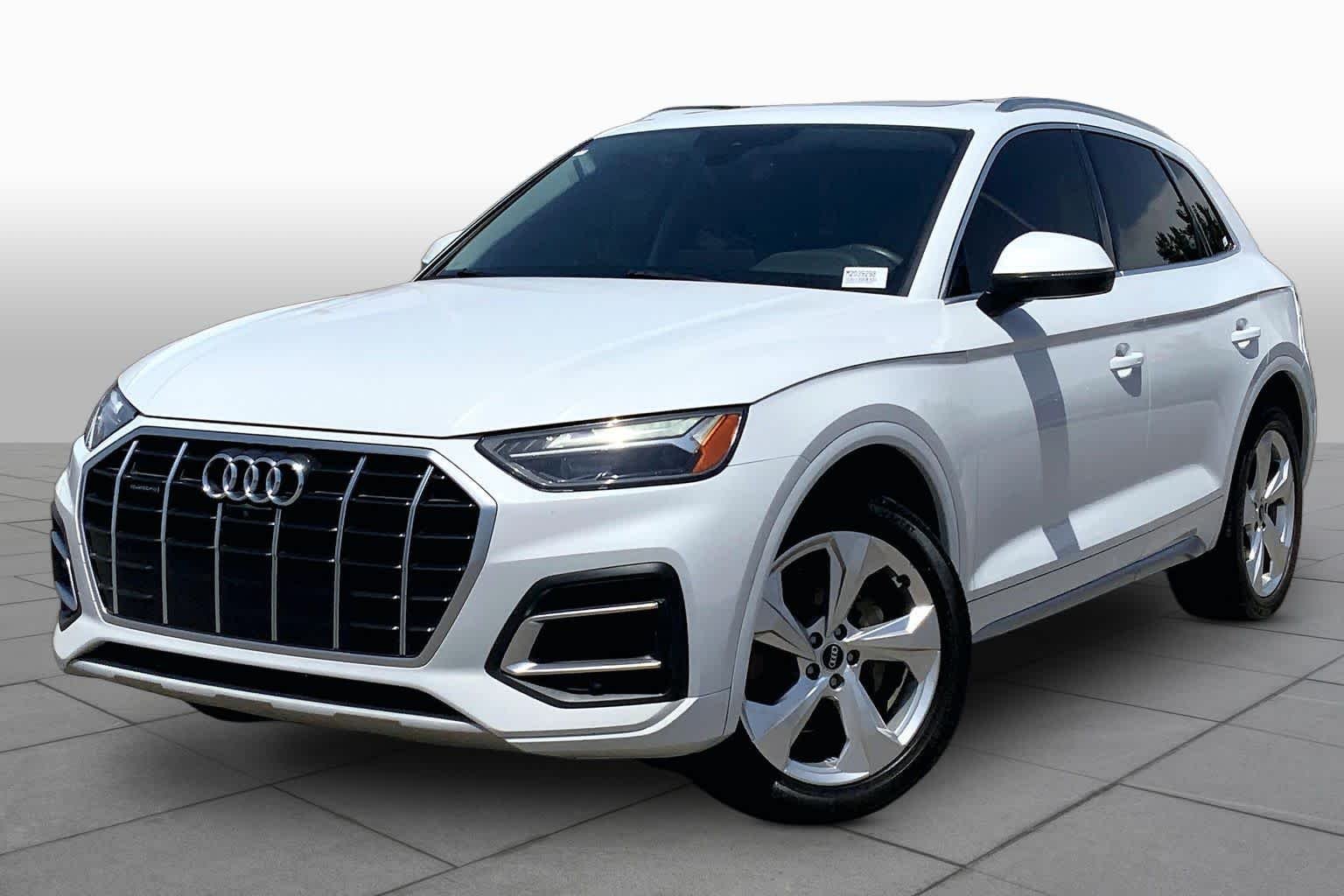 2021 Audi Q5 45 Premium Plus's photo