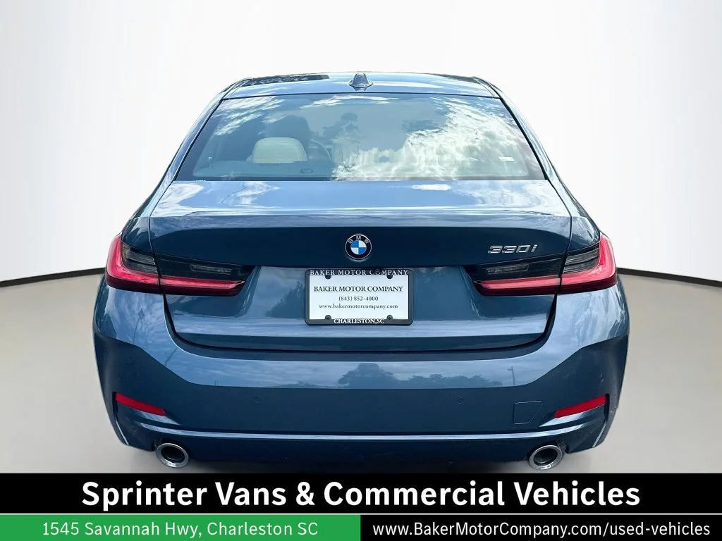 Used 2025 Blue BMW 330i image 10