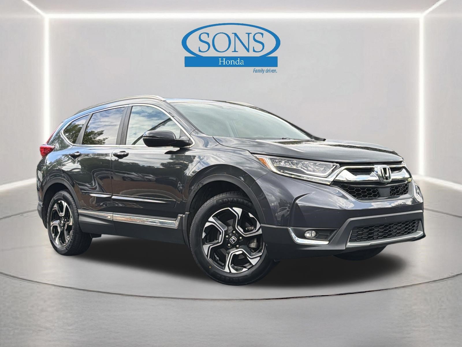 Used 2018 Gunmetal Metallic Honda Touring image 1