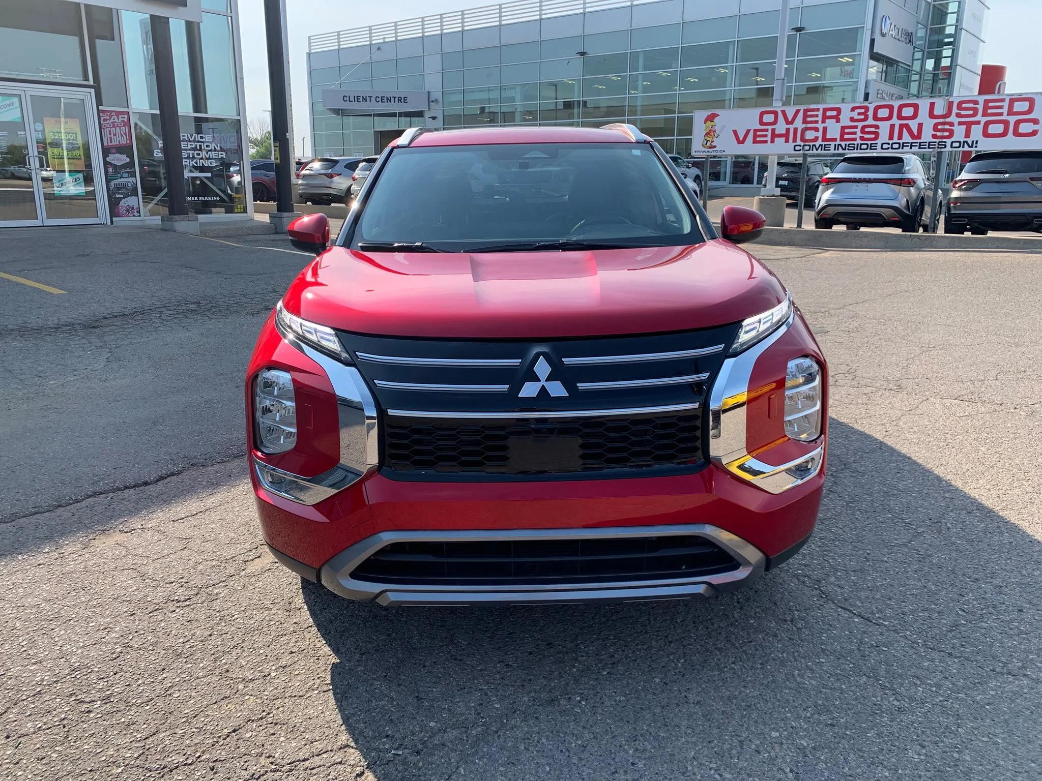 Certified Used 2025 Red Diamond Mitsubishi SE S-AWC*7 Pass | Htd Seats | Pano Roof | Htd Wheel | Yamaha Audio | Blind Spot Detection | CarPlay image 4