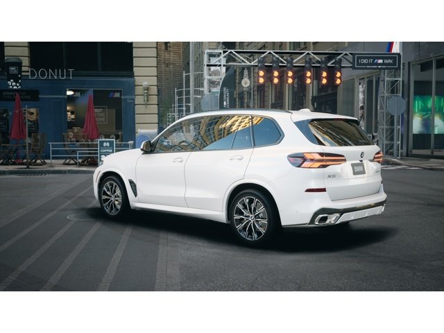 New 2026 White Metallic BMW xDrive40i image 2
