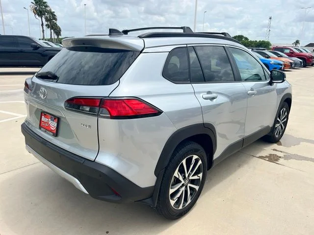 Used 2025 Silver Toyota XLE image 8
