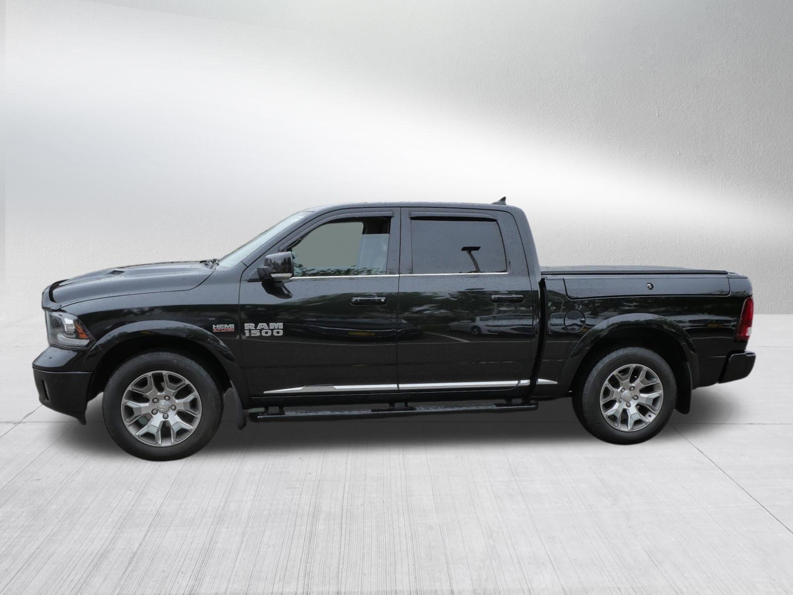 Used 2018 Brilliant Black Crystal Pearlcoat Ram Limited image 4