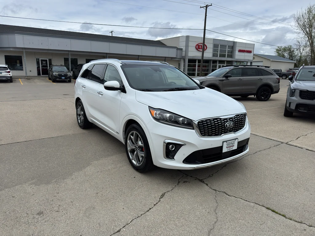 Used 2019 Snow White Pearl Kia SX V6 image 4