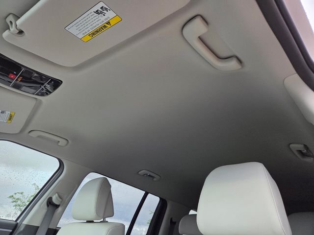 New 2026 White Hyundai SEL image 7