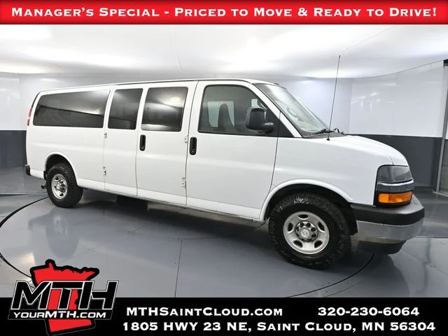 2017 Chevrolet Express 3500 LT