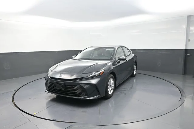Used 2026  Toyota LE image 35