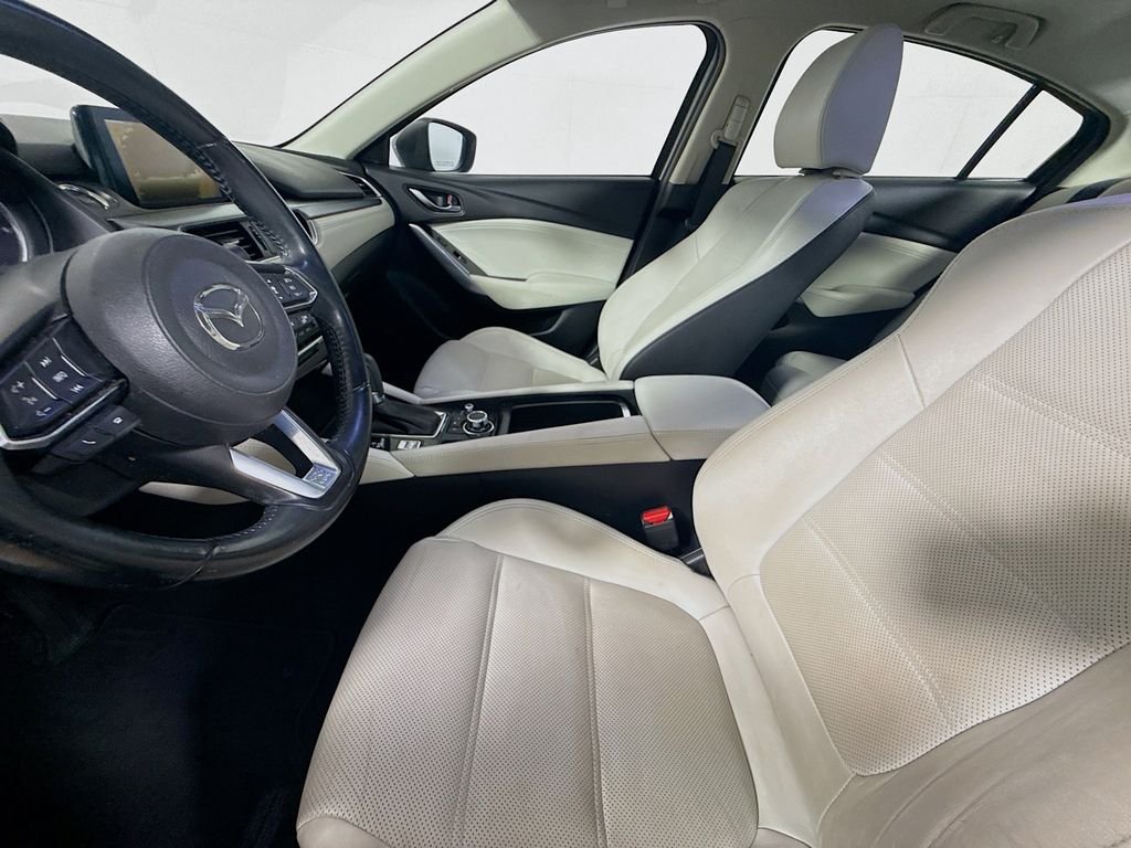 Used 2017 Titanium Flash Mica Mazda Grand Touring image 18