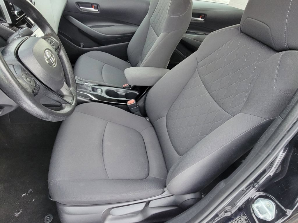 Used 2020 Black Sand Pearl Toyota LE image 32
