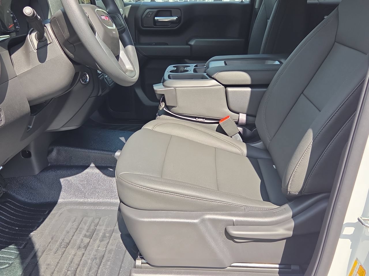 New 2026 Summit White GMC Pro image 20
