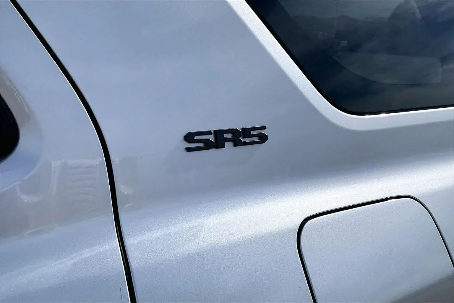 New 2026 Cutting Edge Toyota SR5 image 15