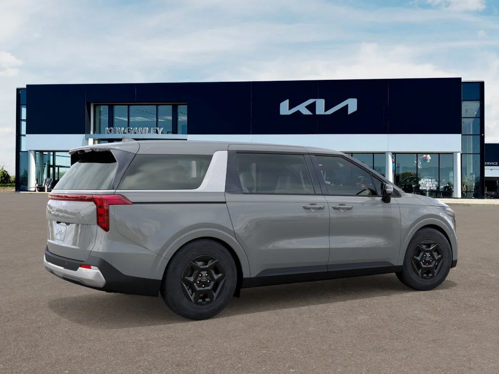 New 2027 Ceramic Silver Kia LXS image 6