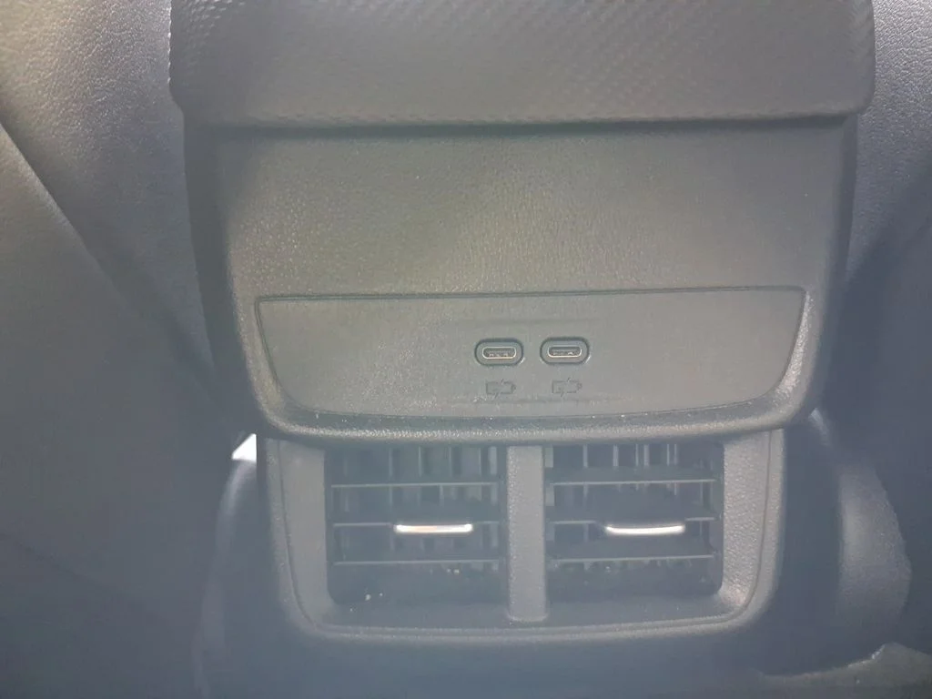 Used 2025 Mosaic Black Metallic Chevrolet LT image 23