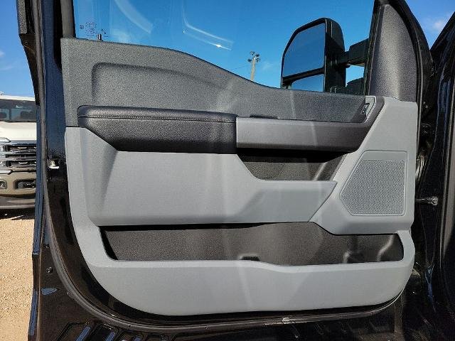 New 2026 Agate Black Metallic Ford F-250® XL image 43