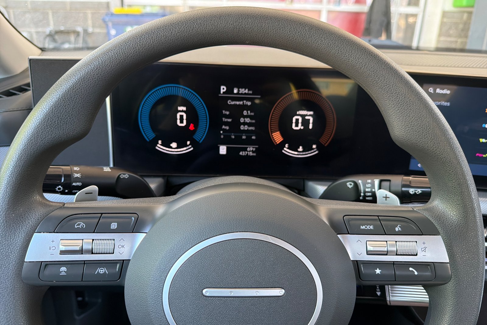 Used 2025 Portofino Gray Hyundai SEL image 22
