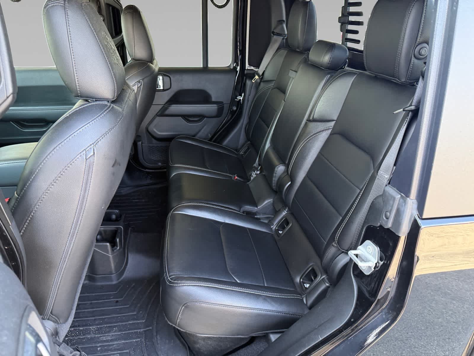 Used 2021 Black Clearcoat Jeep Overland image 22