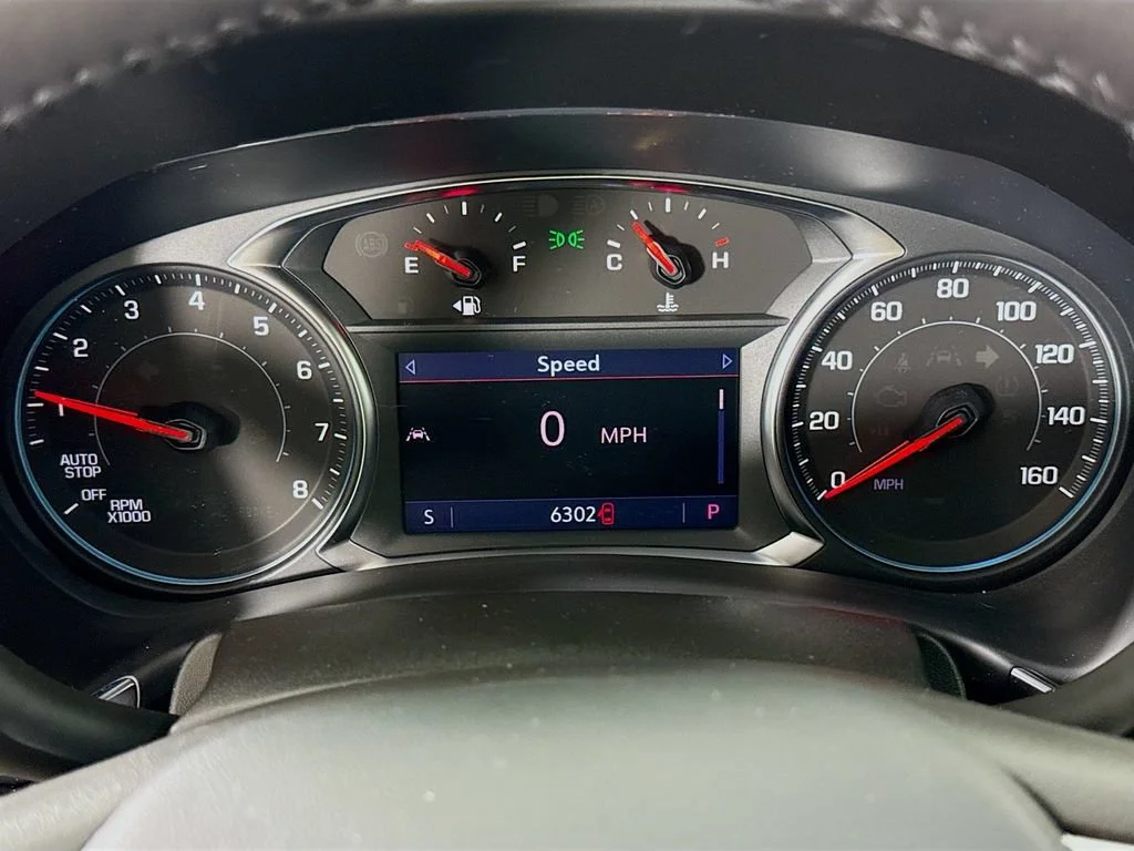 Used 2022 SUMMIT WHITE Chevrolet Premier image 12