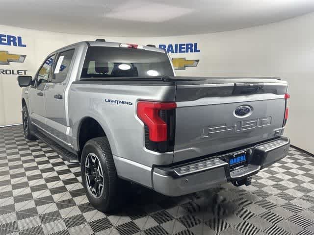 Used 2023 Iconic Silver Metallic Ford XLT image 3
