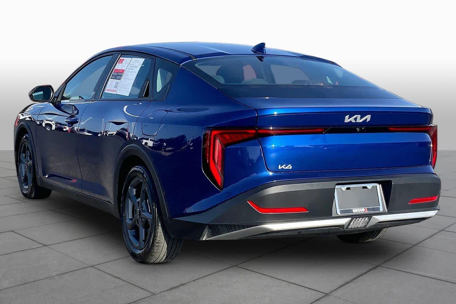 Used 2025 Deep Sea Blue Kia LXS image 12
