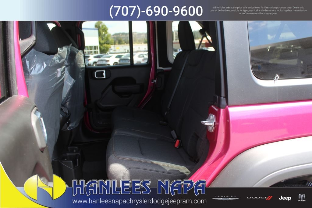 New 2026 Tuscadero Pearlcoat Jeep Sport S image 13