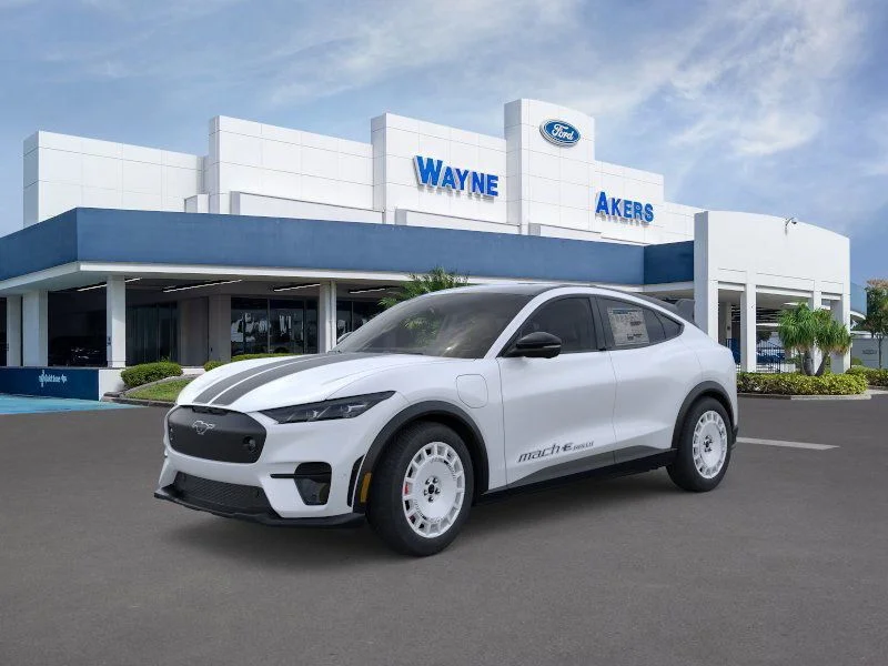 2025 Ford Mustang-Mach-e GT's photo