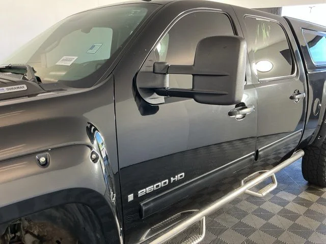 Used 2009 Black Chevrolet Work Truck image 7