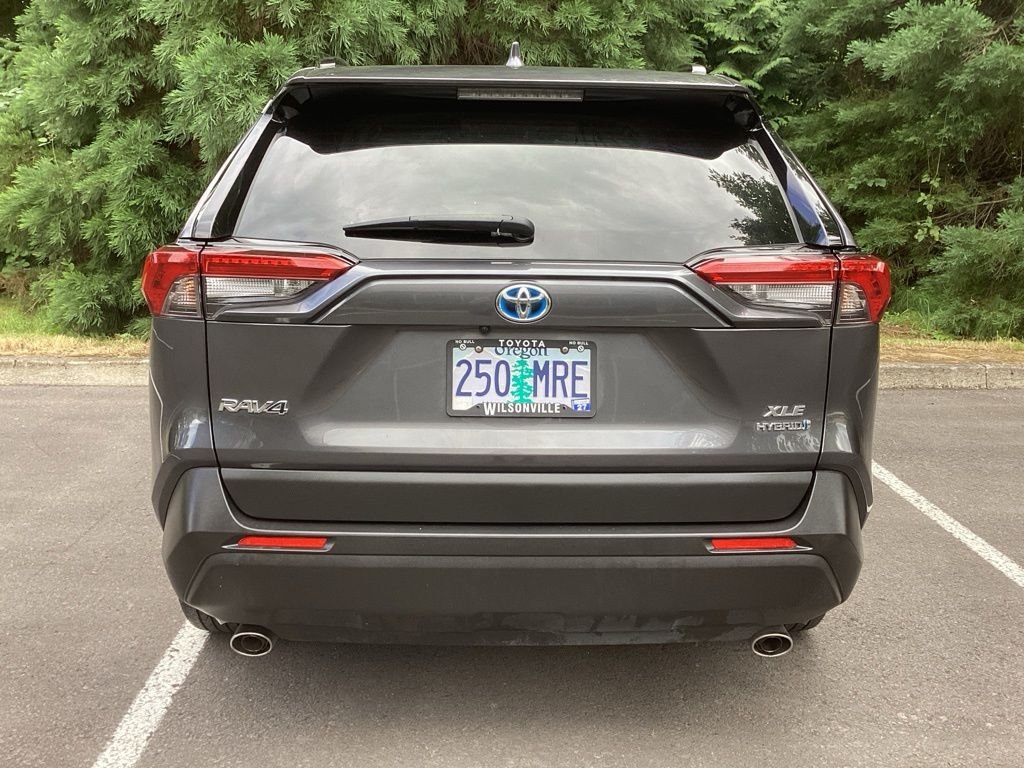Used 2023 Gray Toyota XLE image 21