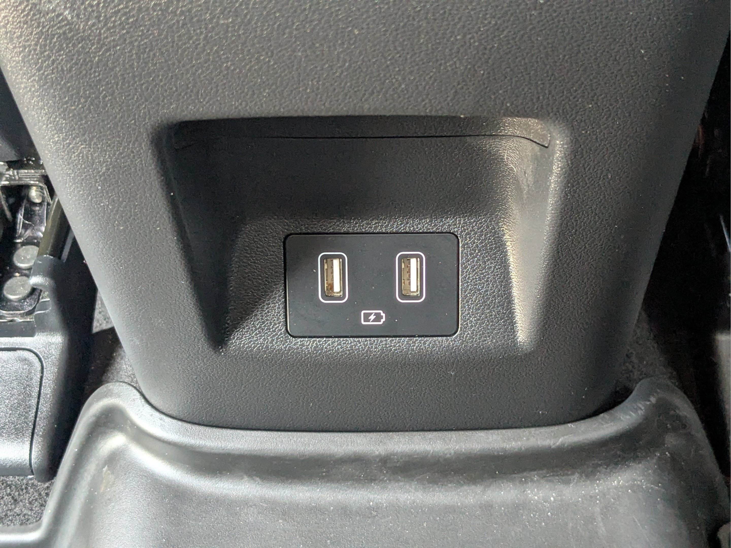 Used 2024 Dark Gray Metallic Hyundai Limited image 13