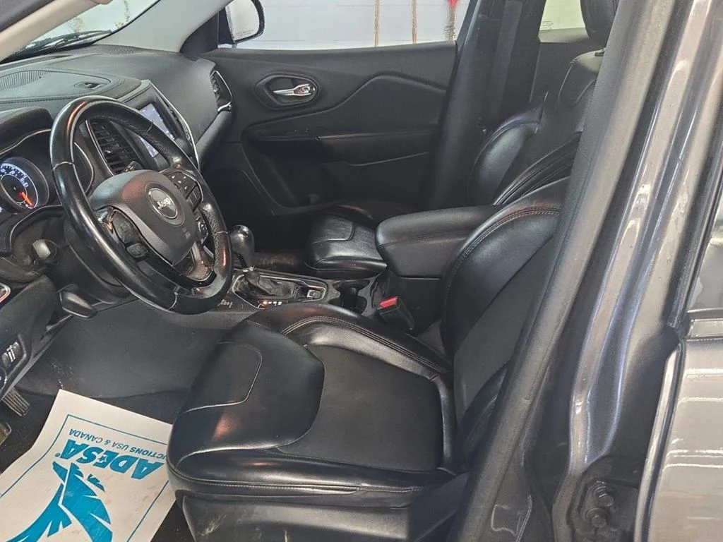 Certified Used 2020 Gray Jeep Latitude Plus image 6