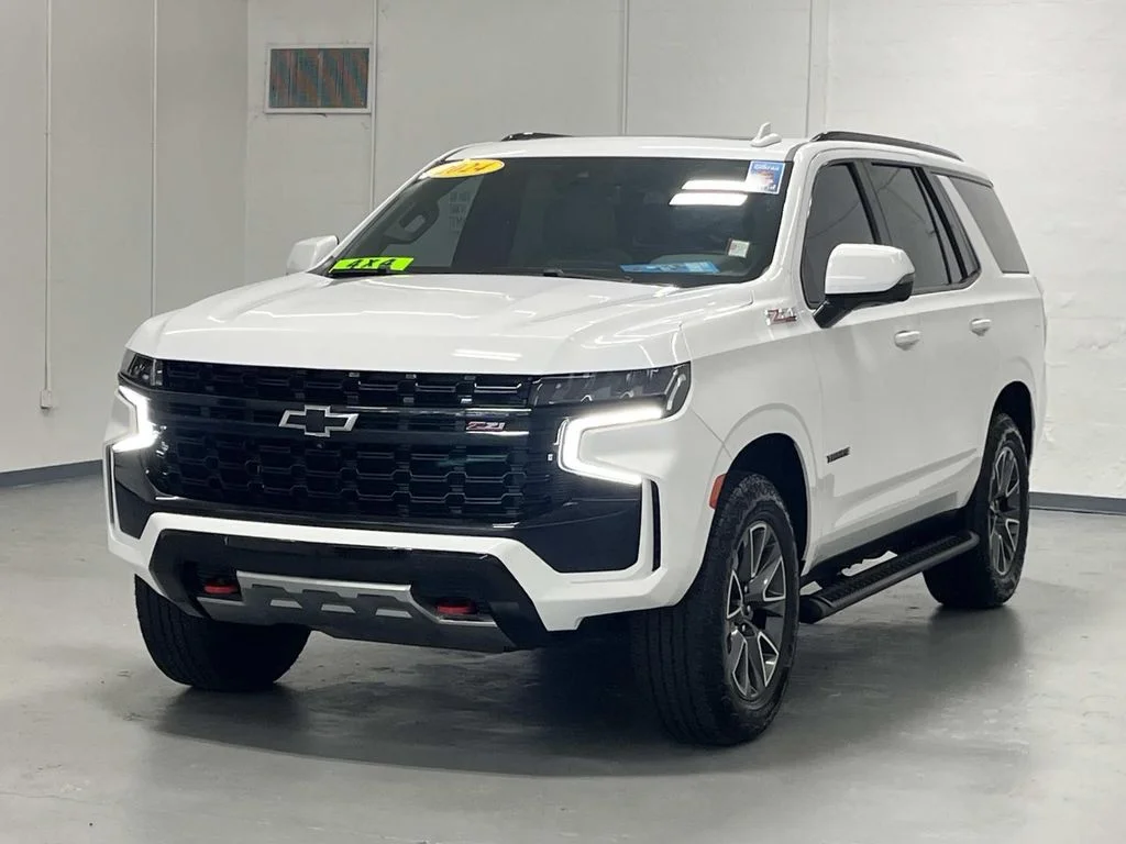 Used 2024 Summit White Chevrolet Z71 image 4