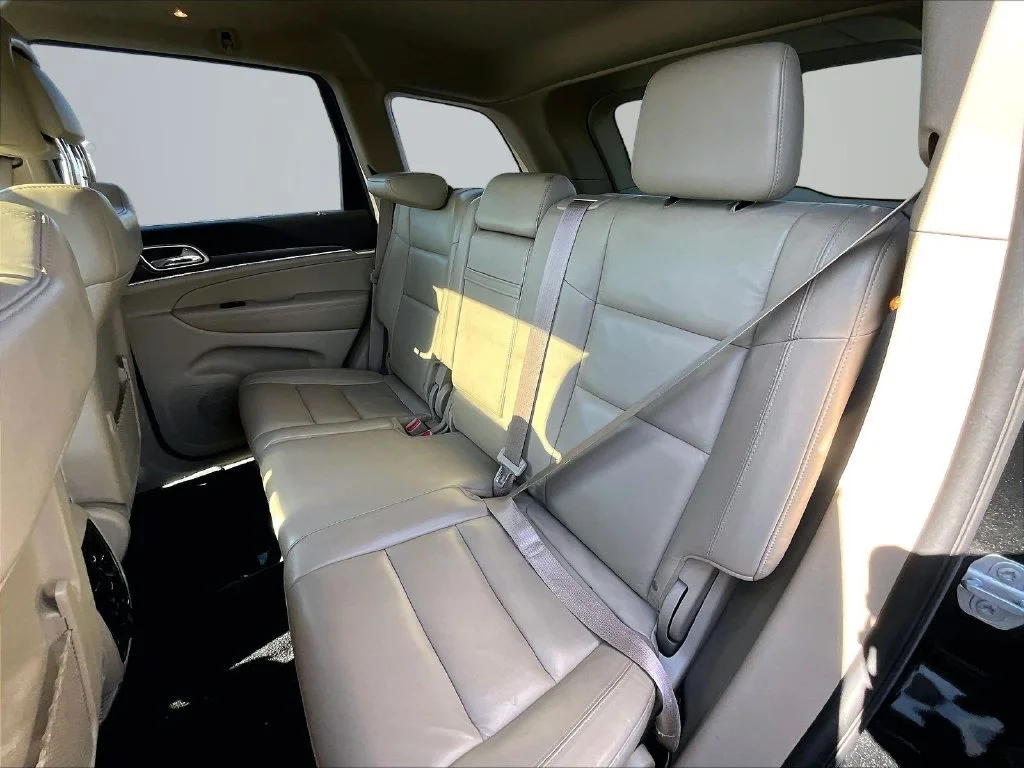 Used 2017 Black Jeep Limited image 21