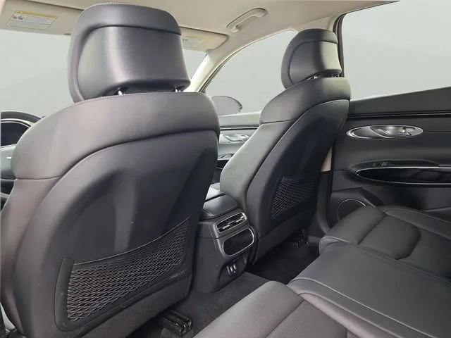 Used 2025 Gray Genesis 2.5T image 9