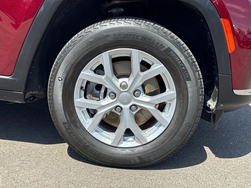 Used 2023 Red Jeep Limited image 7