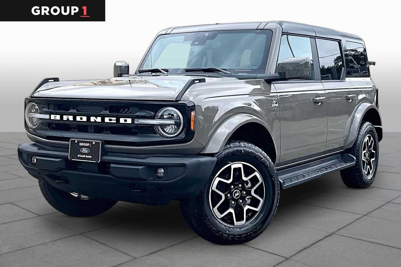 2025 Ford Bronco Outer Banks