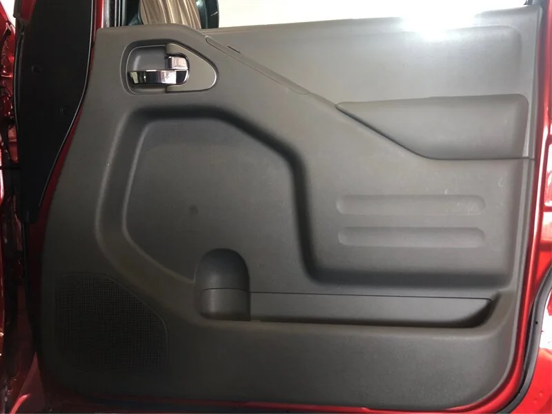 2015 Nissan Frontier SV - Photo 17