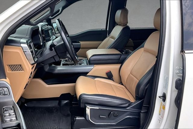 Used 2023 White Ford Lariat image 23