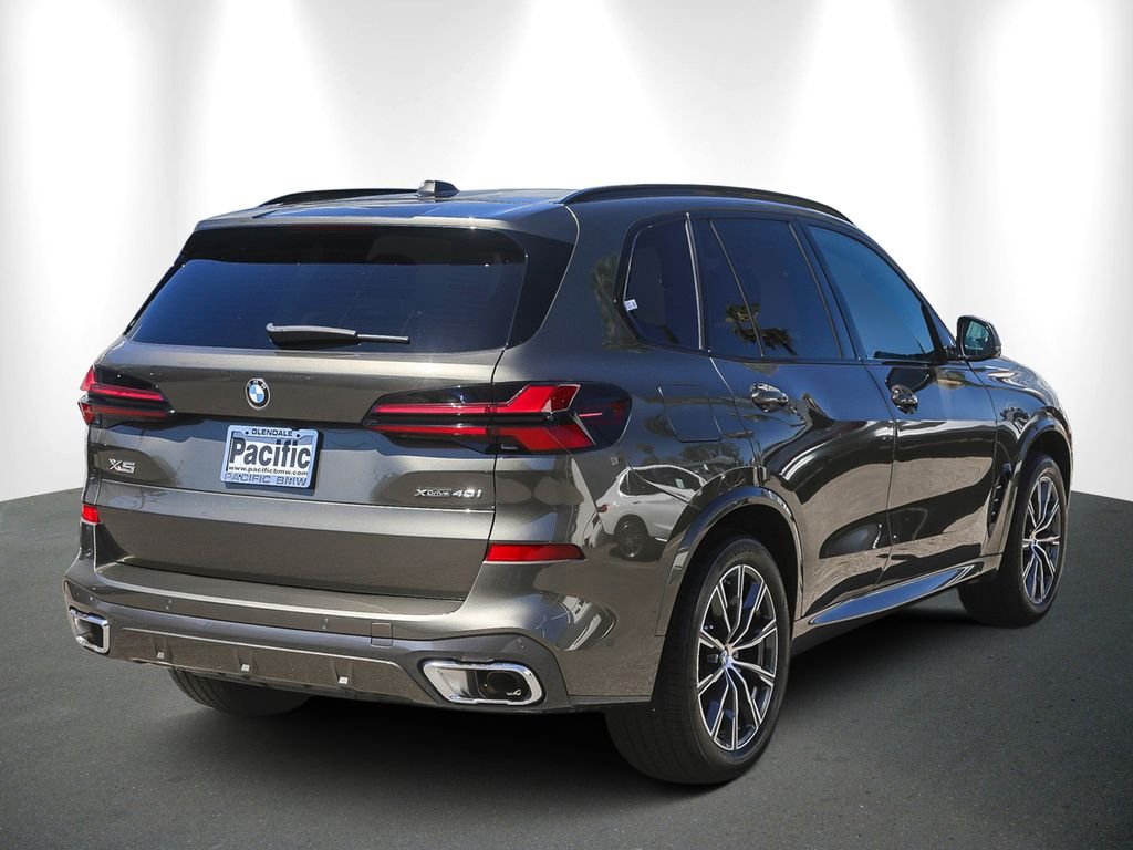 Used 2025 Green Metallic BMW xDrive40i image 6
