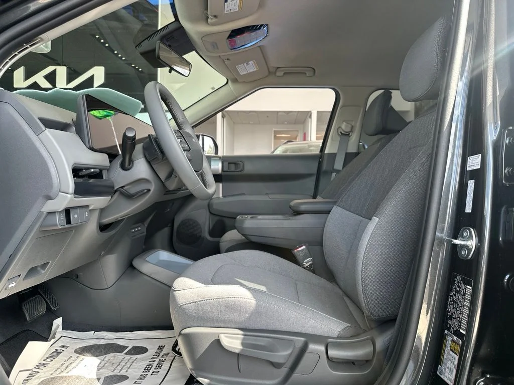 New 2027  Kia LIGHT image 7
