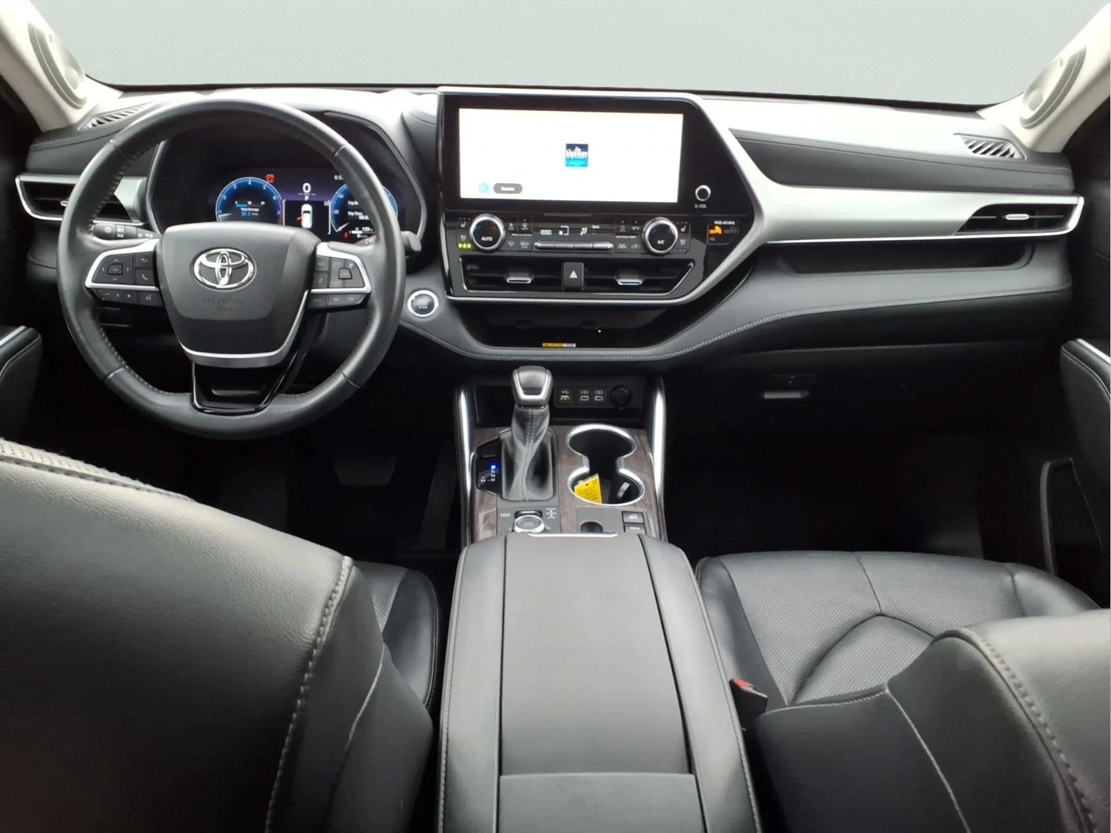 2023 Toyota Highlander Platinum - Photo 12