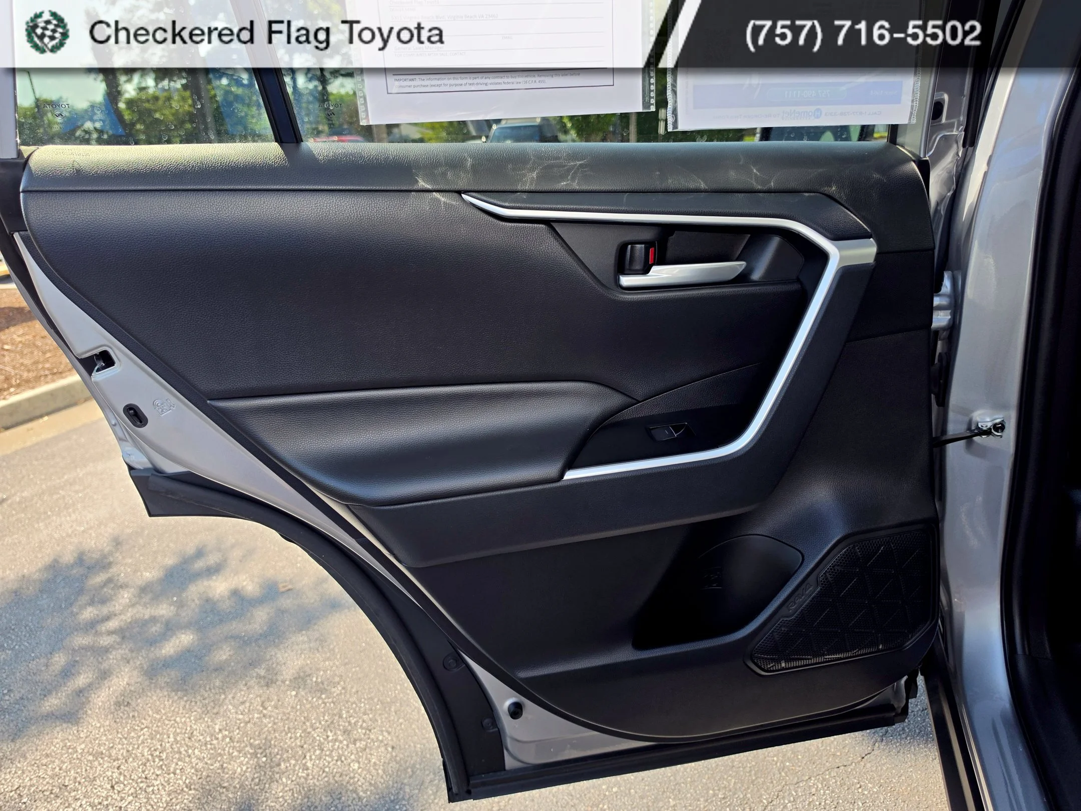 Used 2025 Silver Sky Metallic Toyota XLE image 28