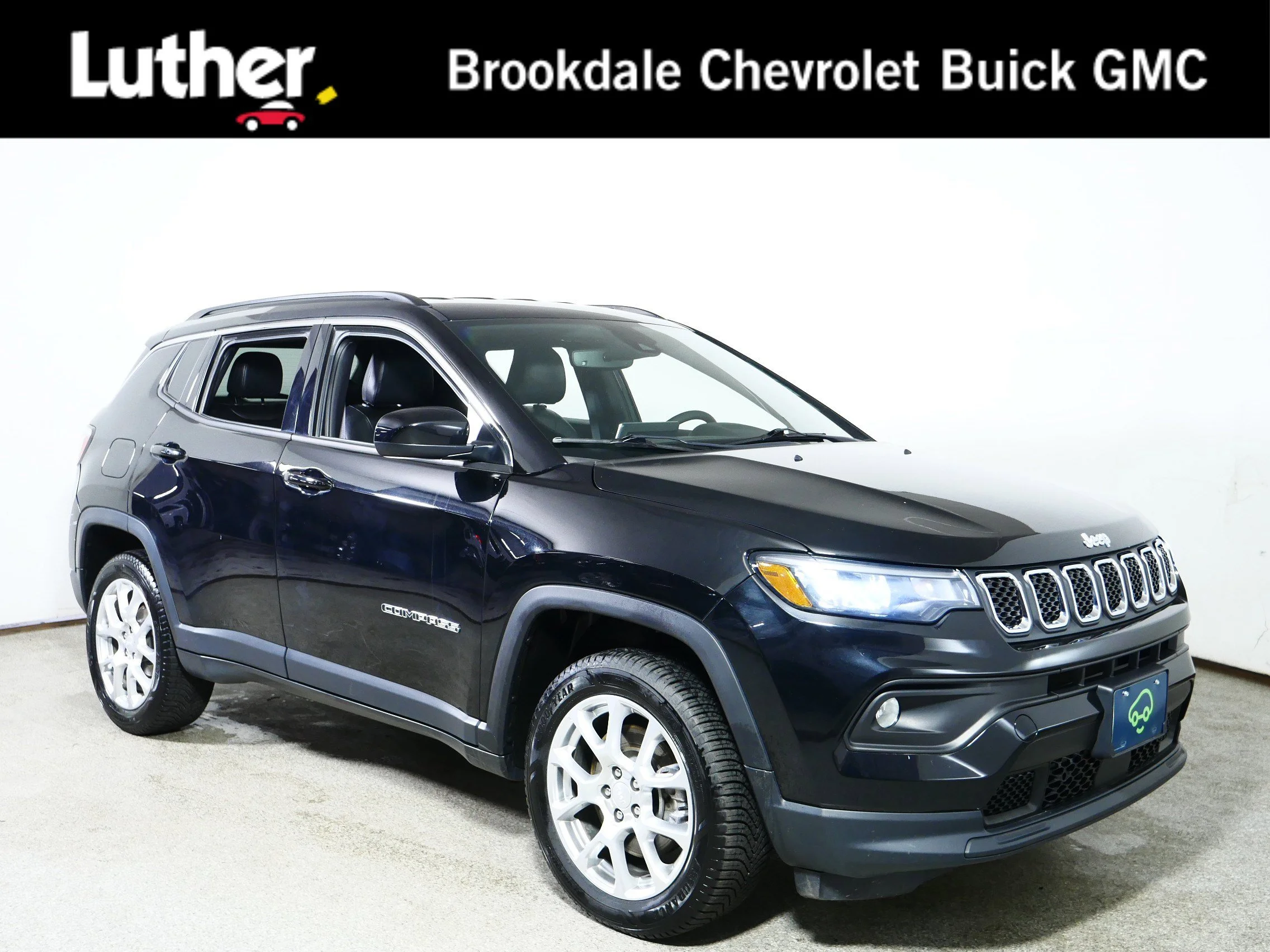2023 Jeep Compass Latitude Lux 4X4's photo