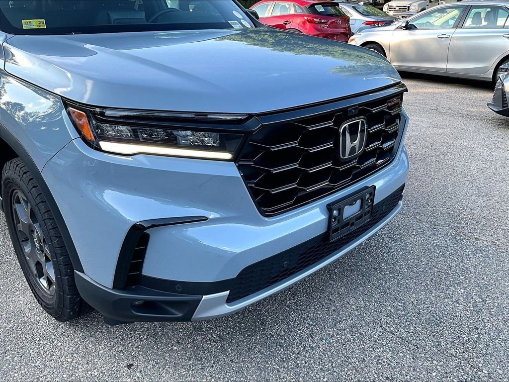 Used 2025 Gray Honda TrailSport image 8