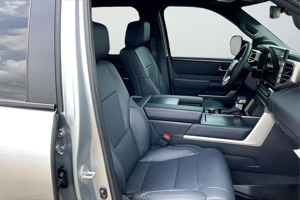 Used 2026 Silver Toyota Platinum image 28