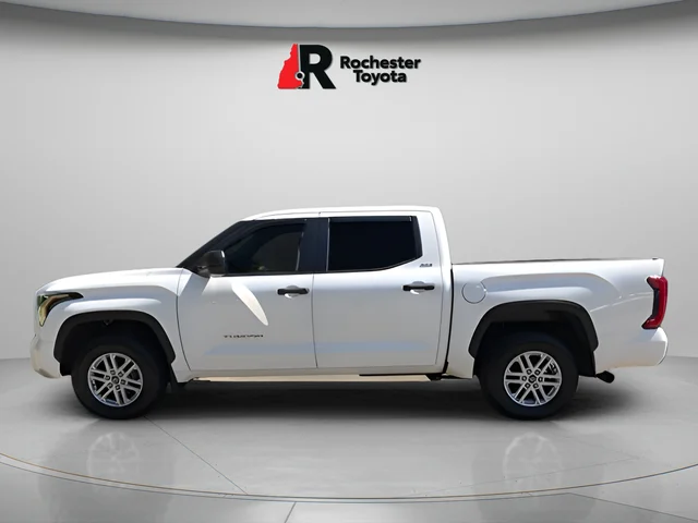 Used 2024 White Toyota SR5 image 4