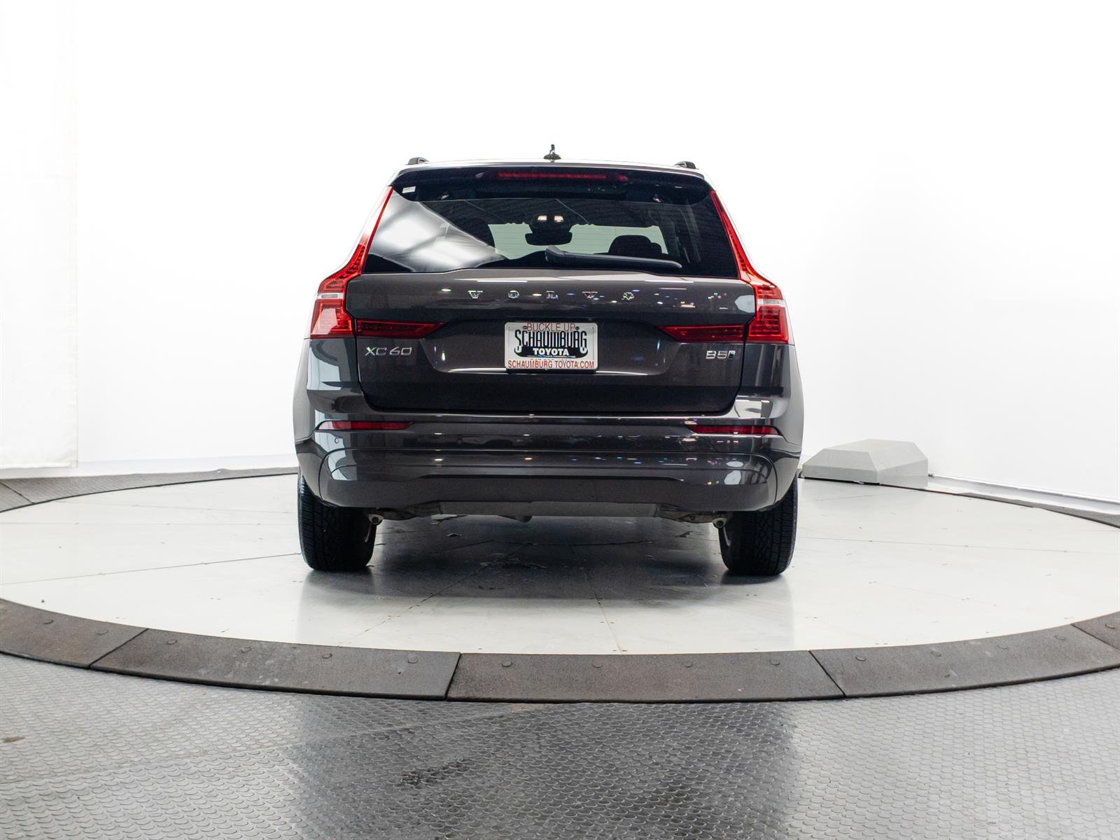 2022 Volvo XC60 Momentum - Photo 9