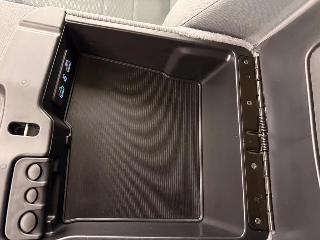 Used 2019 Silver Ram Tradesman image 26