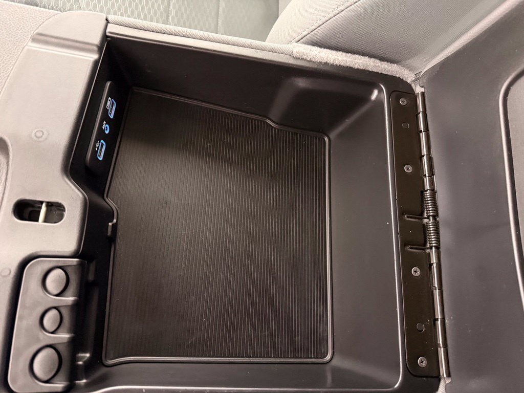 Used 2019 Silver Ram Tradesman image 26