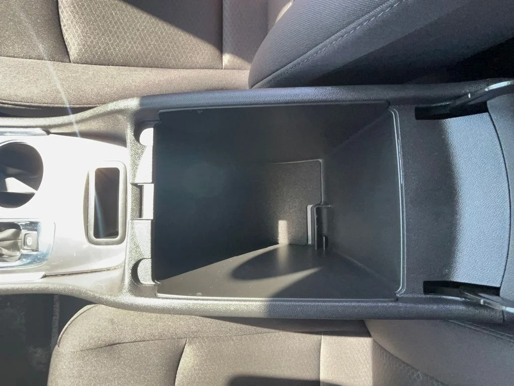 Used 2024 White Chevrolet LT image 14