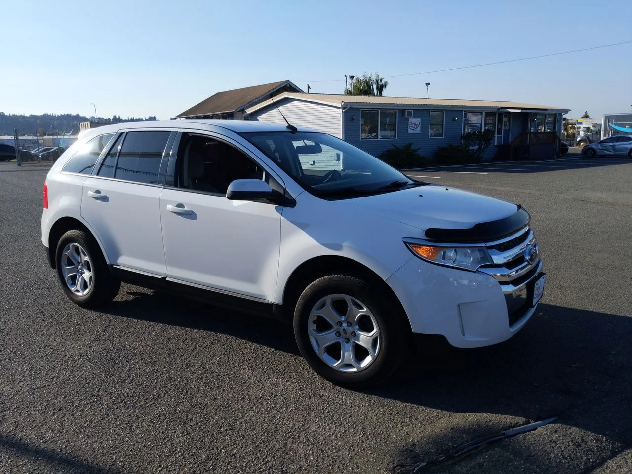 Used 2014 White Ford SEL image 3