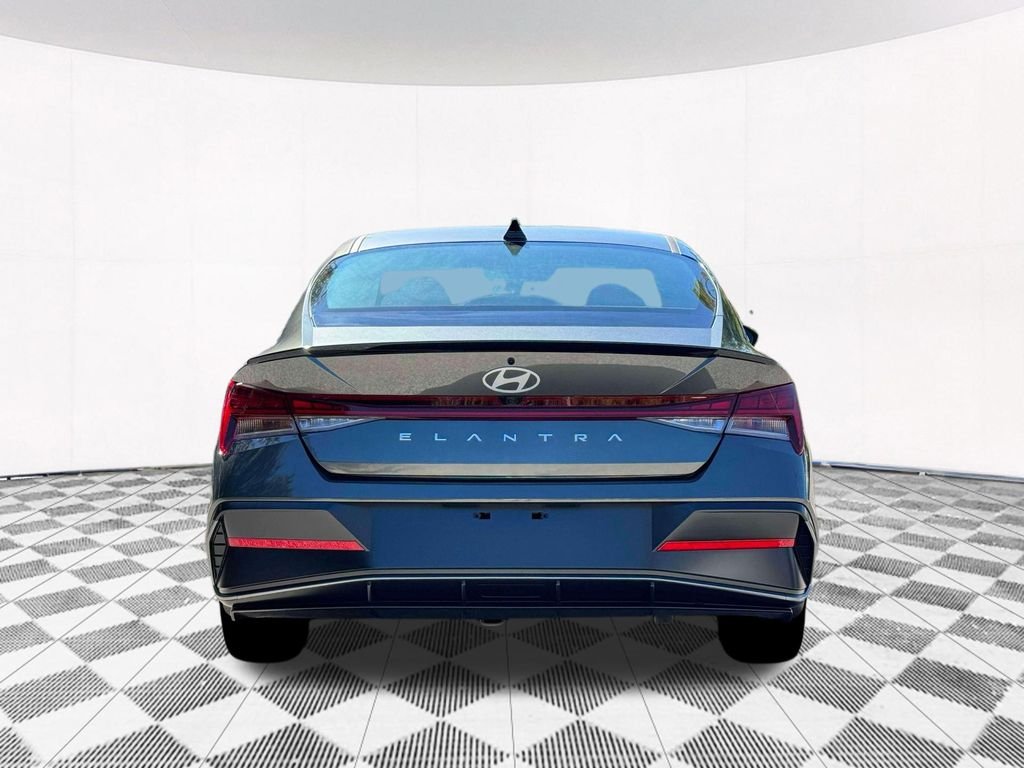 New 2026 Gray Hyundai SEL Sport image 9